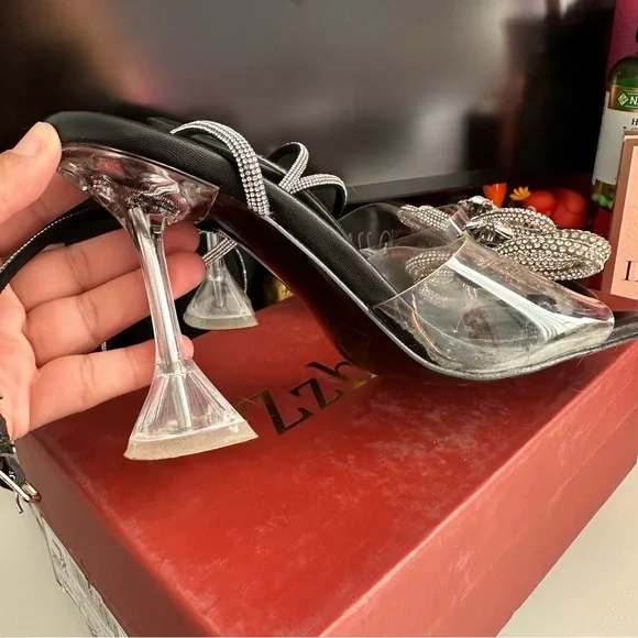 Women's Heels in Black with Clear & Silver details size 7.5 - Picture 3 of 8